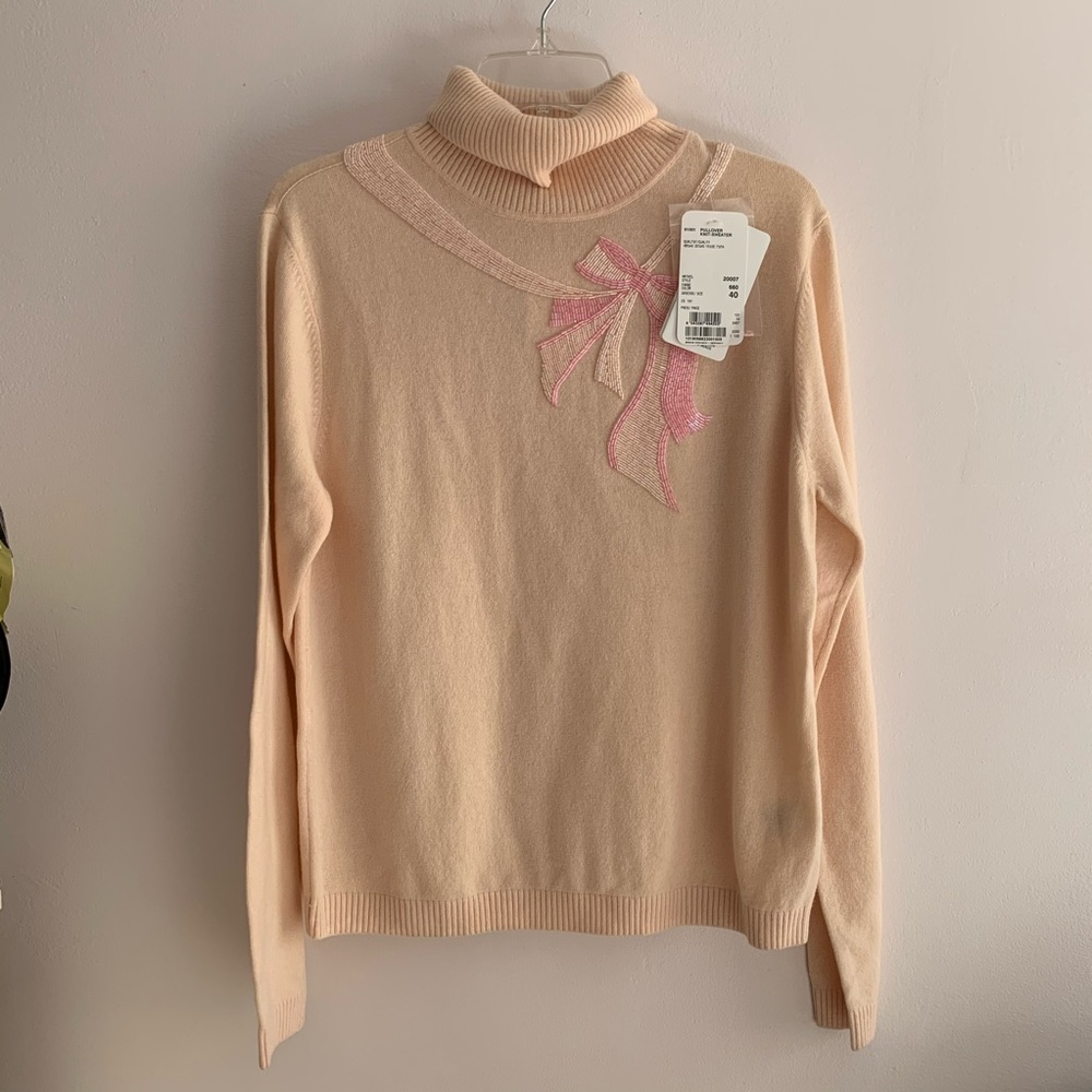 Escapes Turtle Neck Beige sweater